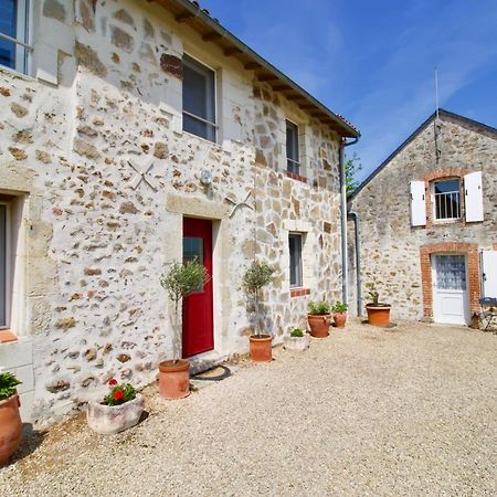 Louin O Trois Oliviers B&B 외부 사진