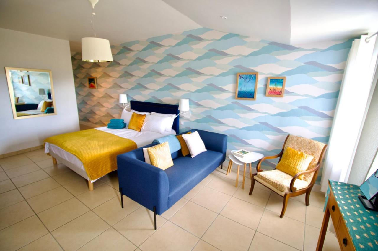 Louin O Trois Oliviers B&B 외부 사진