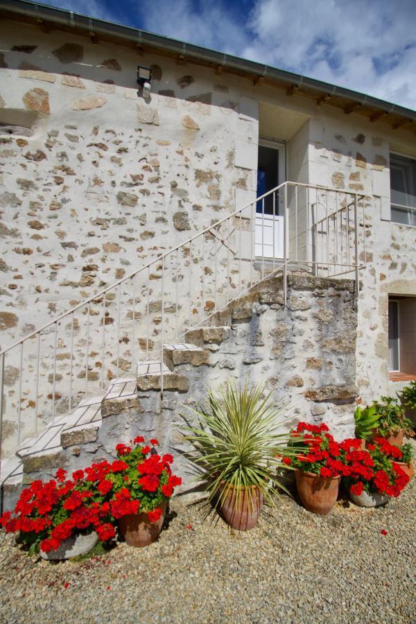 Louin O Trois Oliviers B&B 외부 사진