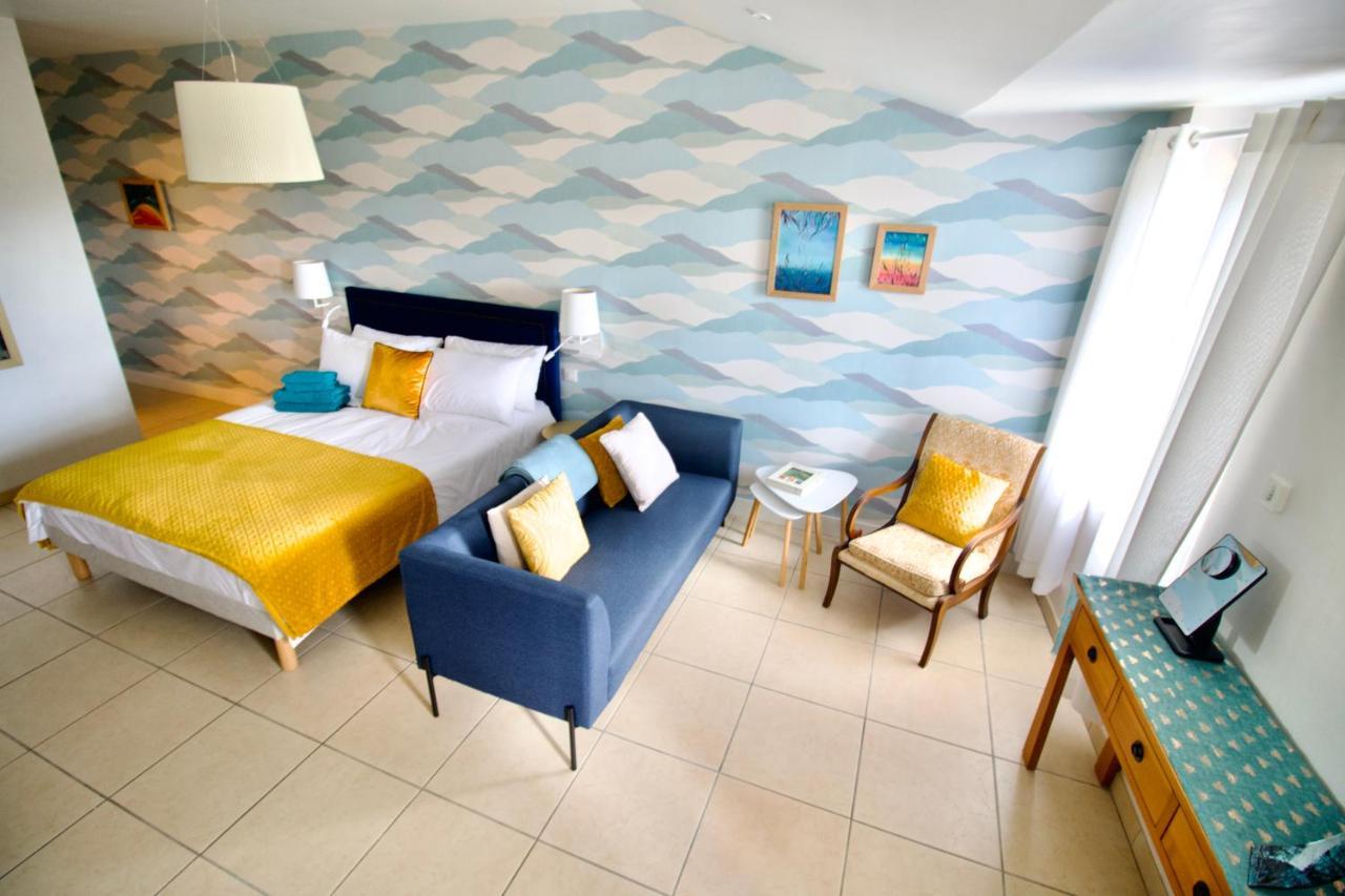 Louin O Trois Oliviers B&B 외부 사진