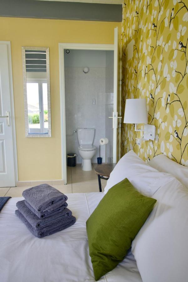 Louin O Trois Oliviers B&B 외부 사진
