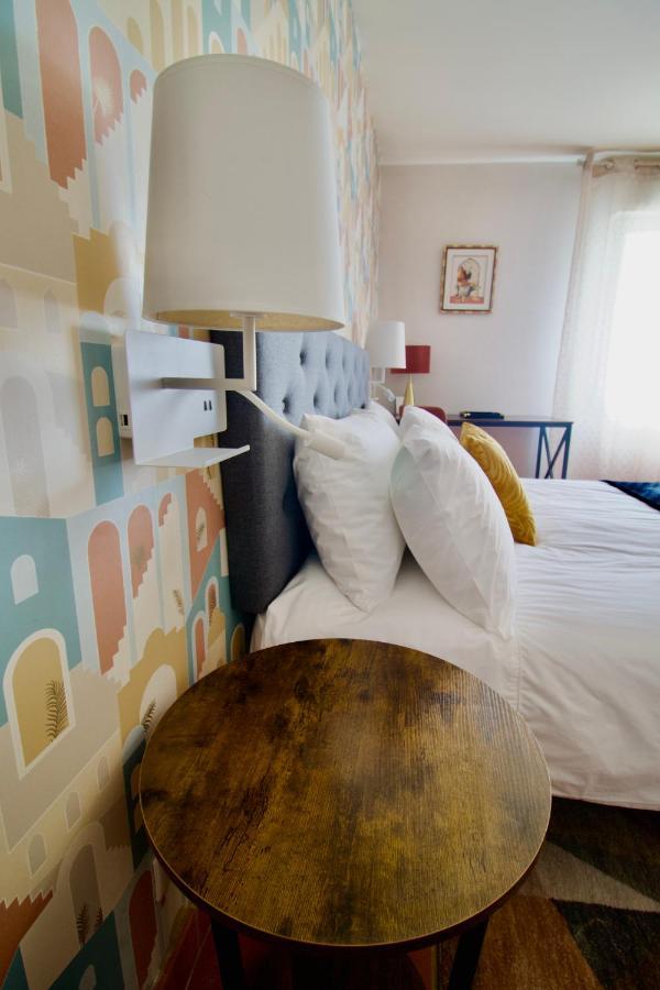 Louin O Trois Oliviers B&B 외부 사진